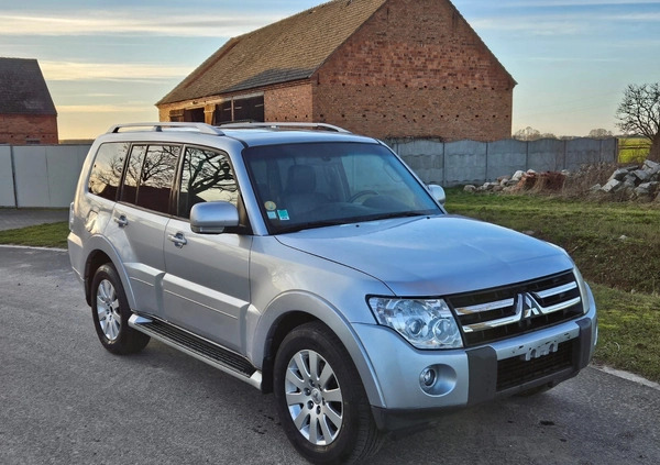 Mitsubishi Pajero cena 44900 przebieg: 289286, rok produkcji 2010 z Maszewo małe 352